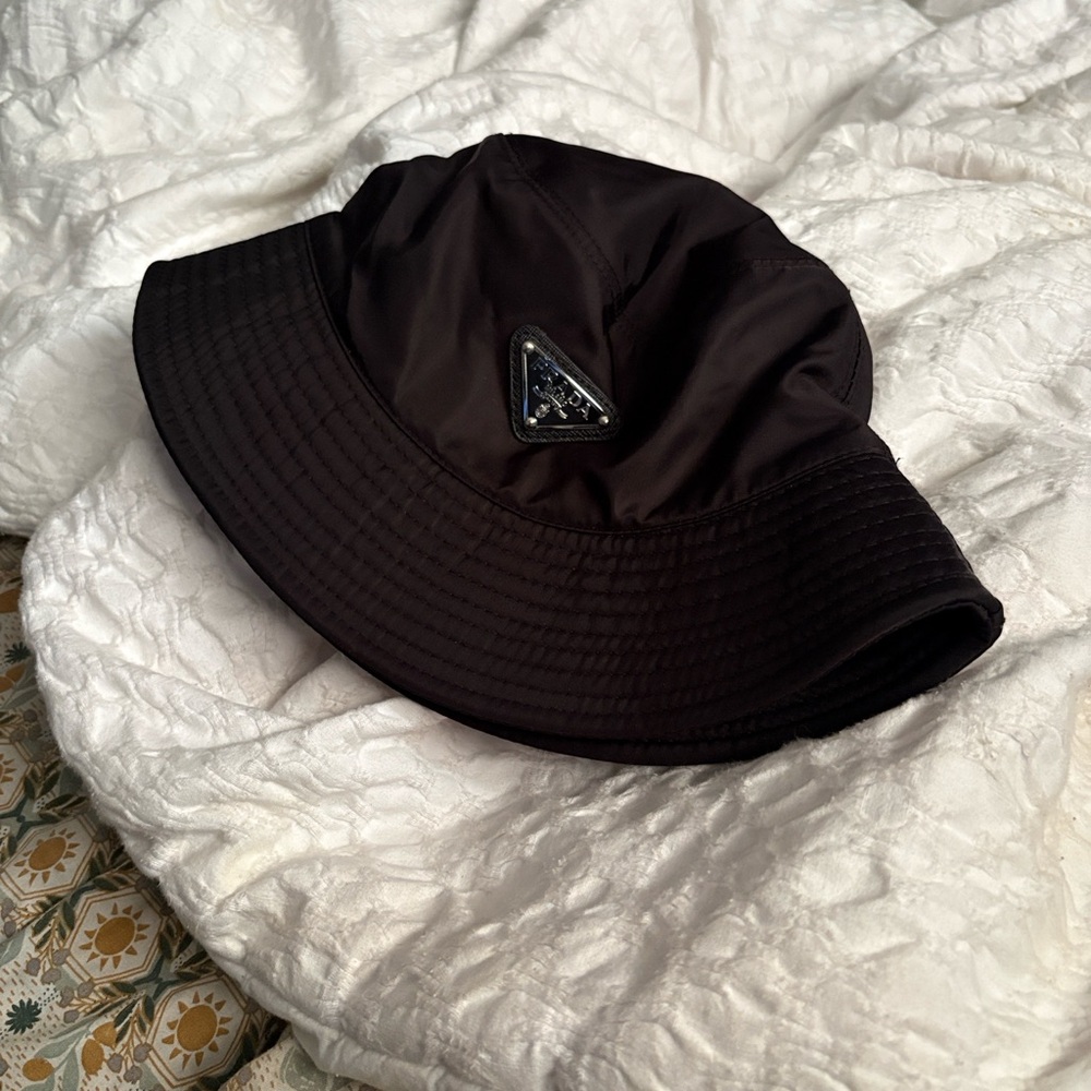 Chic Black Bucket Hat with Logo
